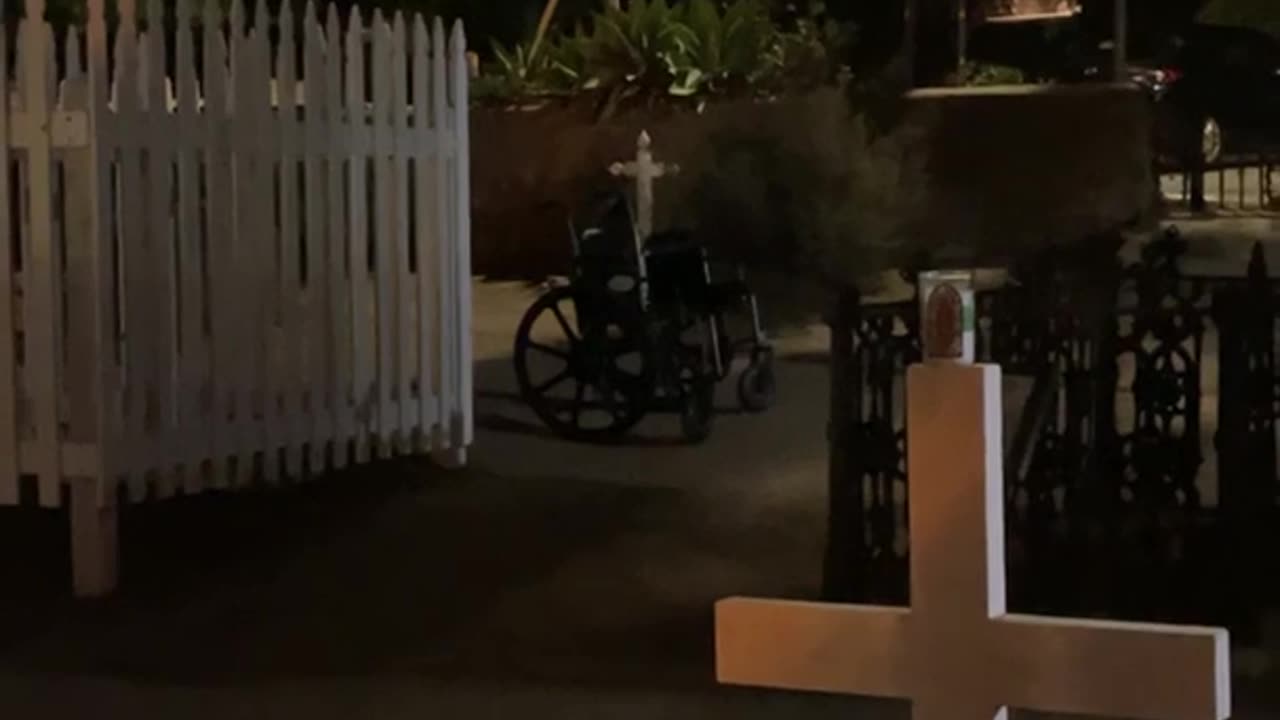 😱👻 Whaley House Cemetery - Someone Please Debunk! | TheHauntingHour