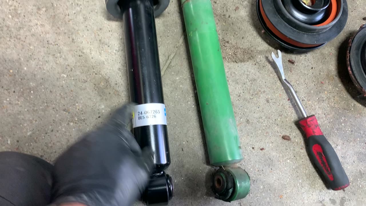 2001 Jaguar XK8 - Front Strut Replacement