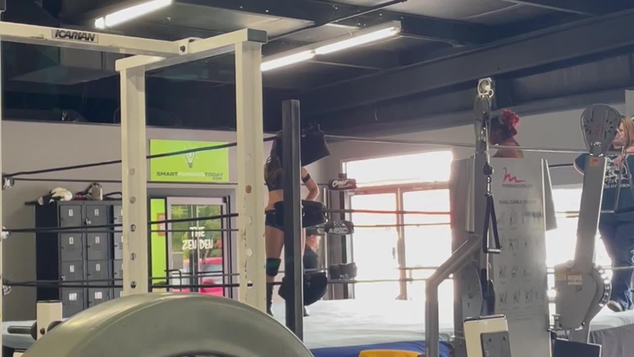 She Stood Ground Against Opponent In Ring