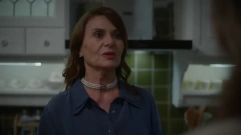 Nevra confiesa a Seren que la delató y la amenaza: “La casa es de Uras y tú no eres nadie aquí”