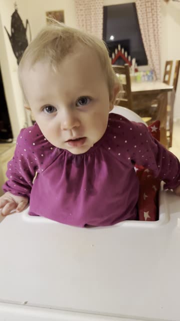 Baby Kayla So Sleepy 😴🌙 (Almost Bedtime)