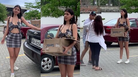 Sexy girl 😳 makes girlfriends angry (JOKE) 🤣👇🏻 
