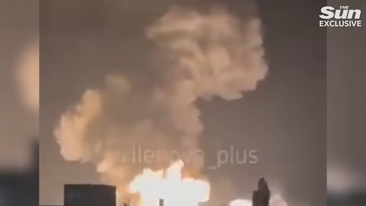 Mushroom cloud erupts over Russia as Ukraine fires Flamingo and Neptune missiles