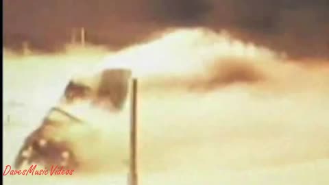 Joan Baez. With God On Our Side (Warning, Disturbing footage)