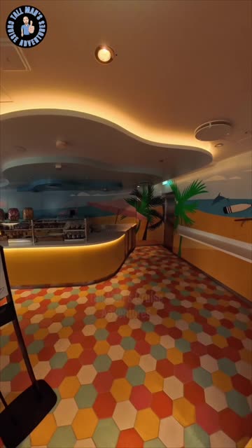 Exploring Milkshake Bar at Star of the Seas Deck 16!