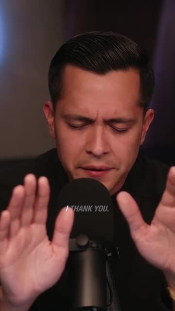 Stop Scrolling 🛑 Let Me Pray for You Today 🙏