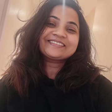 Still Standing. Still Smiling. | @London Life