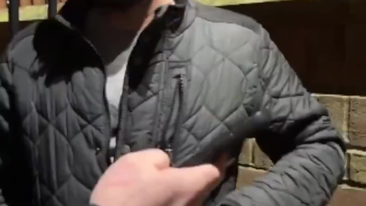 Mohammad (high on drugs?) attempted to rape a 14 year old girl but was captured