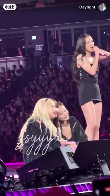 blackpink jisoo kpop world tour 2025