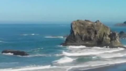 THE GENTLE WHISPER OF AMBIENT MUSIC CREATING A BREATHTAKING SYMPHONY OF NATURE