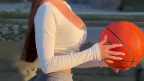 Valentina Rodriguez_ Colombian Model & Instagram Sensation _ Bio & Insights