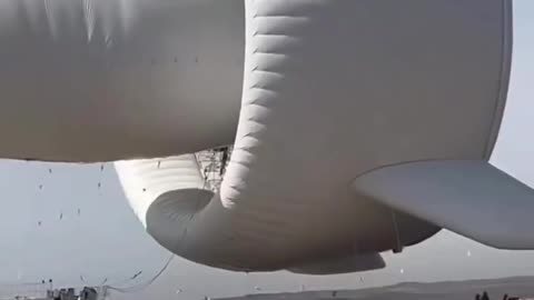 🇨🇳 China has successfully completed a test flight of the largest flying wind farm S1500