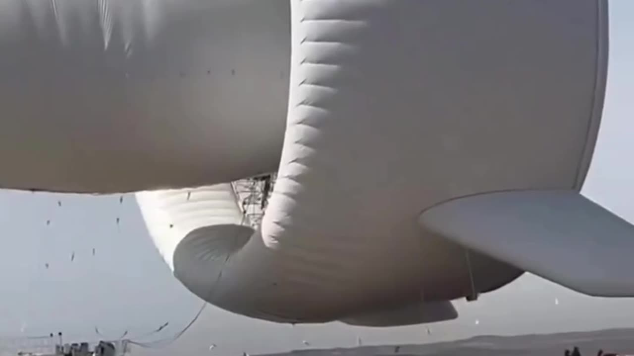 🇨🇳 China has successfully completed a test flight of the largest flying wind farm S1500