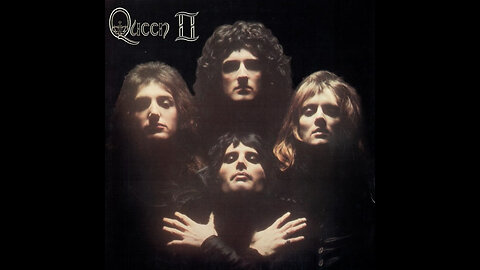 vinyl artifact: Queen II (1974)