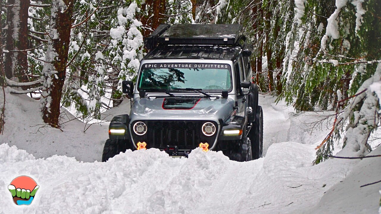 Trecherous Snow/Ice in our Jeeps!! Jeep Gladiator Ecodiesel