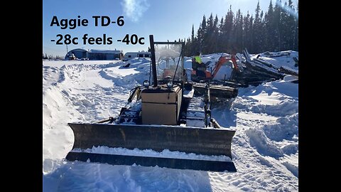 An Easy Cold Weather Start for the TD6 IH Crawler at minus 28c Feels 40 below Feb 14 2025