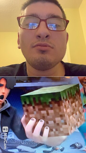 My reaction to K-pop demon hunters in Minecraft