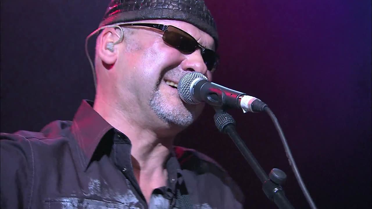 Another Cup of Coffee - Mike + Mechanics (live)