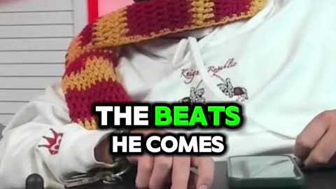 Should I really take music producer lessons or am I just hypnotized by Emily Ratajkowski’s movie?