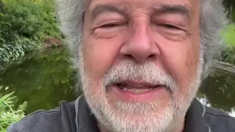#ROY DE VITA - “TRUMP LICENZIA LA DIRETTRICE DEL C.D.C., REVOCA L'AUTORIZZAZIONE ALL'USO EMERGENZIALE DEI SIERI GENICI SPERIMENTALI E PONE FINE AGLI OBBLIGHI VACCINALI!!”=/|😇💖🙏|\=