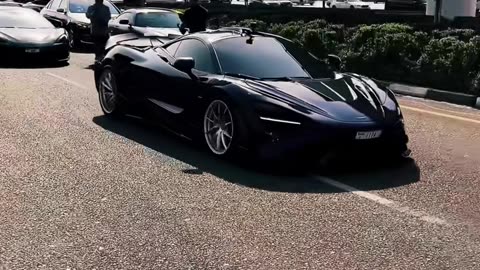 🤯💎 The Most STUNNING Bugatti Chiron Tour You'll See in Dubai! | LuxurySportsCars