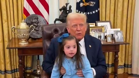 Trump setzt weiteres Pro-Life-Zeichen und empfängt Down-Syndrom-Kind