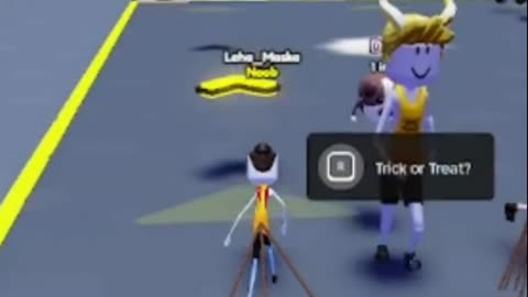 I can only carry two feathers, ahaha, I'm weak! #roblox #gaming #funny #battle #comedy #weak #gym