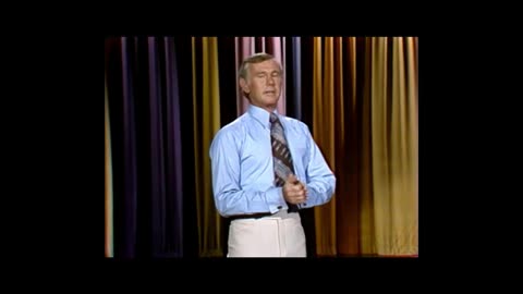Johnny Carson change his clothes to make his jokes funnier #johnnycarson #tonightshow