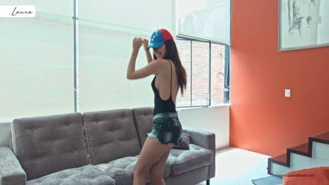 Dancing #dance #model #lauracontreras #modelfilm #fashion #top sexy Bikini model fashion