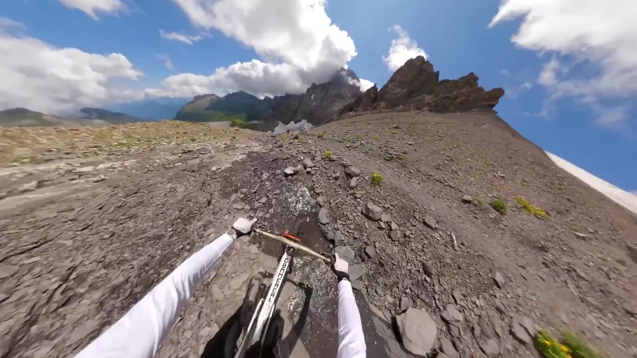 MTB First Descents | Kilian Bron's MAX2 Raw Files