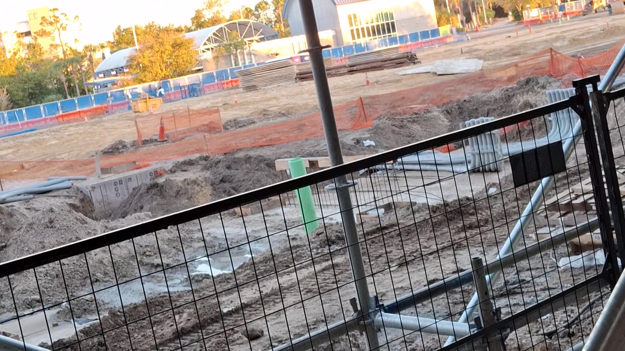 Anyone Notice The Self Illuminating Moon Today?