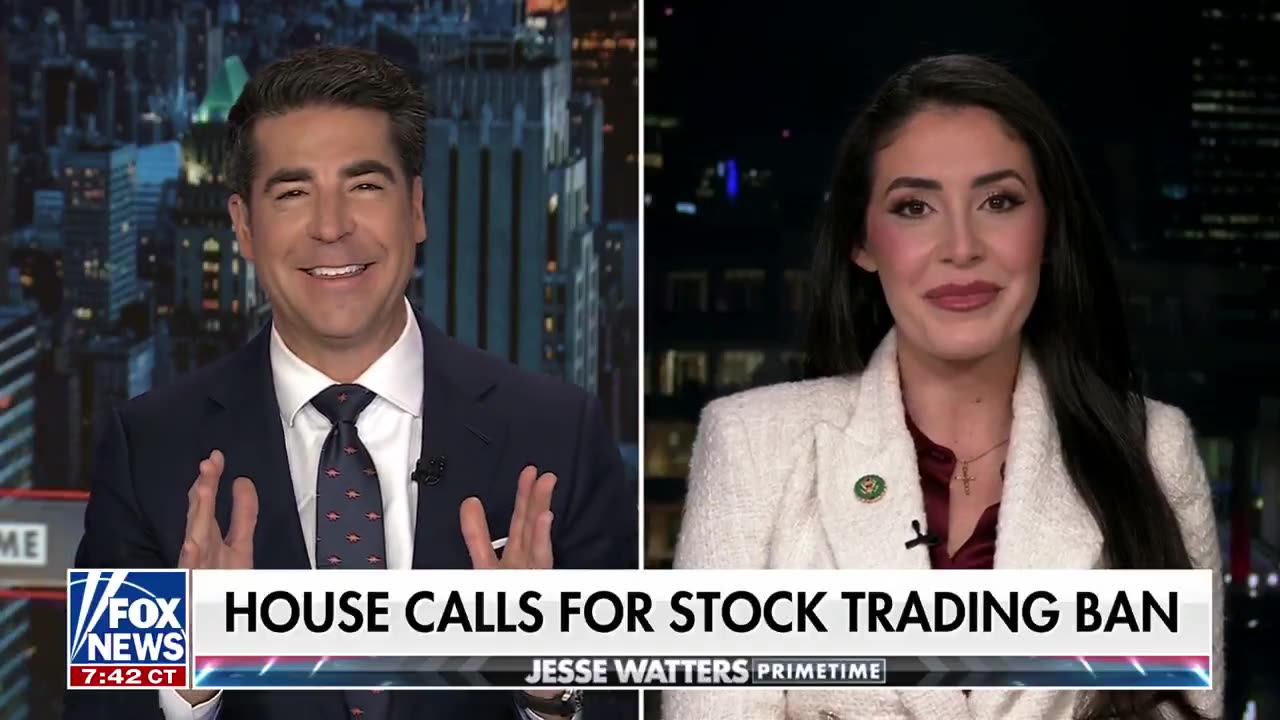 🚨Hakeem Jeffries is BLOCKING a Stock Trading ban in Congress