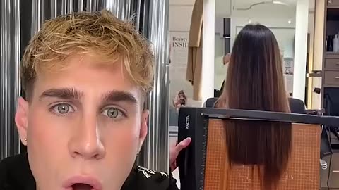 Viral: Hairdresser reacts: this haircut is a disaster!