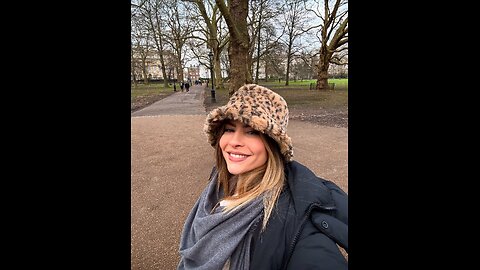 Η Γέννηση Μίας STAR | Effimiar