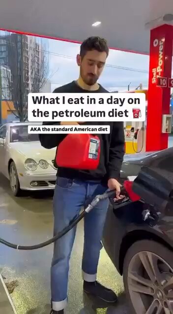 What I eat in a Day on the Petroleum Diet ⛽️