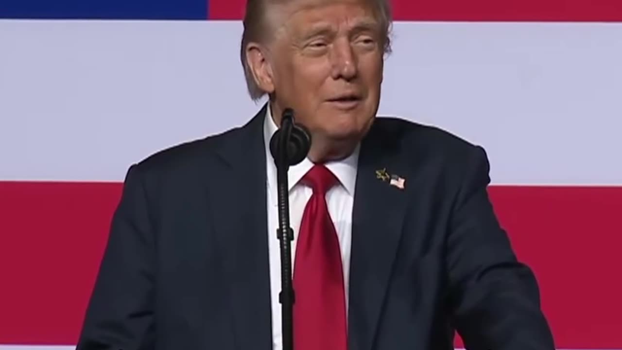 "Si no les gusta lo que digo, pueden salir de la sala"