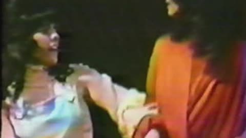 Carpenters & Tom Jones - We've Only Just Begun - Love Is Surrender = Special London Bridge