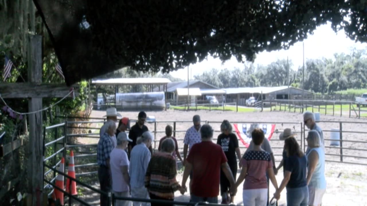 Skipper Calder & Cowboy-up Ministry bring horse training with a message at 11am.