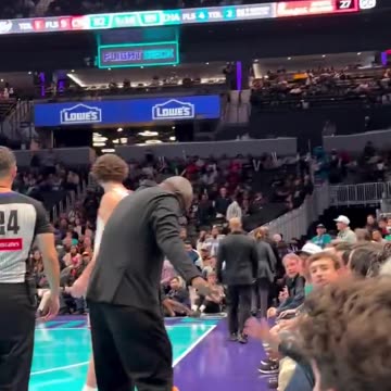 Josh Giddey had a fan ejected from the game after the fan allegedly made a pedo joke toward him.