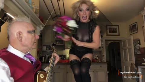 20231001 Toyah and Robert's - Sunday Lunch, White Wedding [TNwh2o5J8G4]