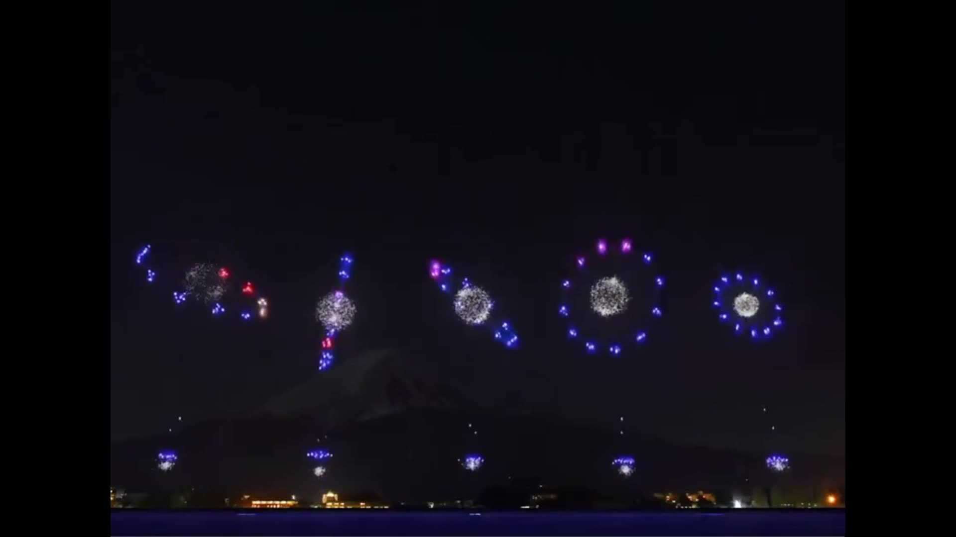 Impressive fireworks: Japan never fails to amaze us all