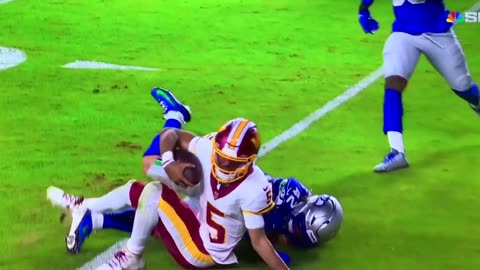 Commanders QB #5 Jayden Daniels arm injury. Bad stuff