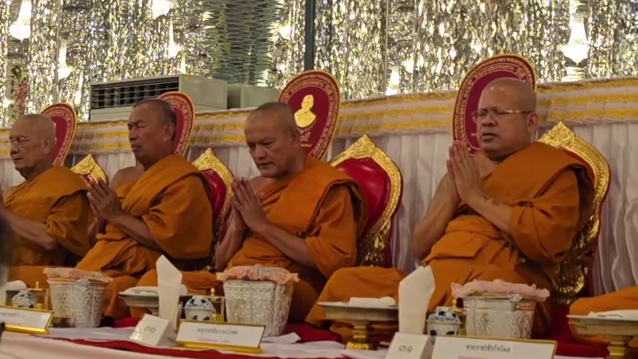 สาธุ อนุโมทามิ | พระสงฆ์เจริญพระพุทธมนต์