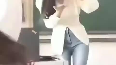 Breaking: Chinese teacher dance class 😍😊 #viral #trending #shorts #chinese #chal