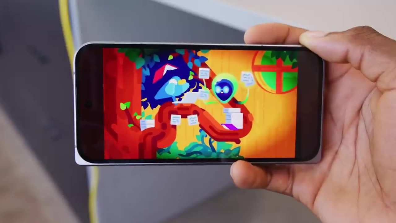 Google Pixel Pro Fold Review: Not Compatible!