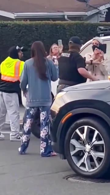 STOP IT!!!😂😂😂