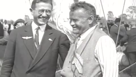 Balloon Race and Airplanes on Field - Balloon Race and Airplanes on Field - fc-fc-1209