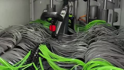Your bike deserves a spa day too you know... 💁‍♀️🧼 I 🎥; IG - ischglrent #bike #cleaning #cooltech