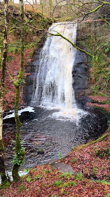 Scotland 🏴󠁧󠁢󠁳󠁣󠁴󠁿 The Dault Waterfall.
