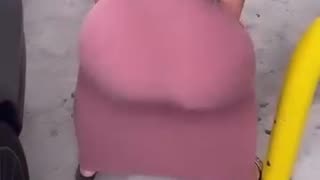 🍑 Big Booty Shake In Sexy Dress 💯🔥